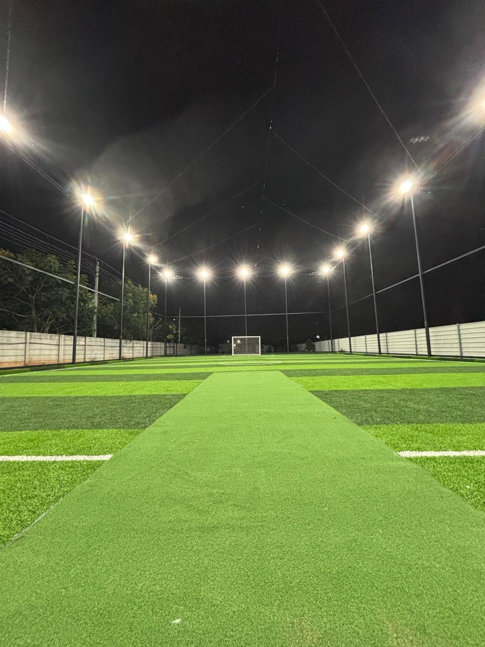 Playnet turf with flood lights